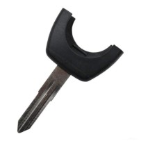 NIS11 Nissan key blade blank insert