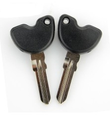 Piaggio Vespa black key