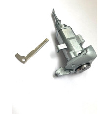 Mercedes C-Class W203 cylinder door lock